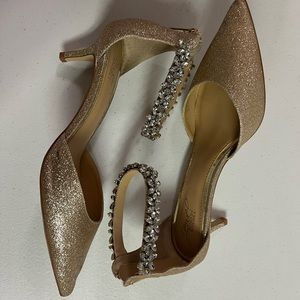 Jewel Badgley Mischka Women's Robles Evening Pumps